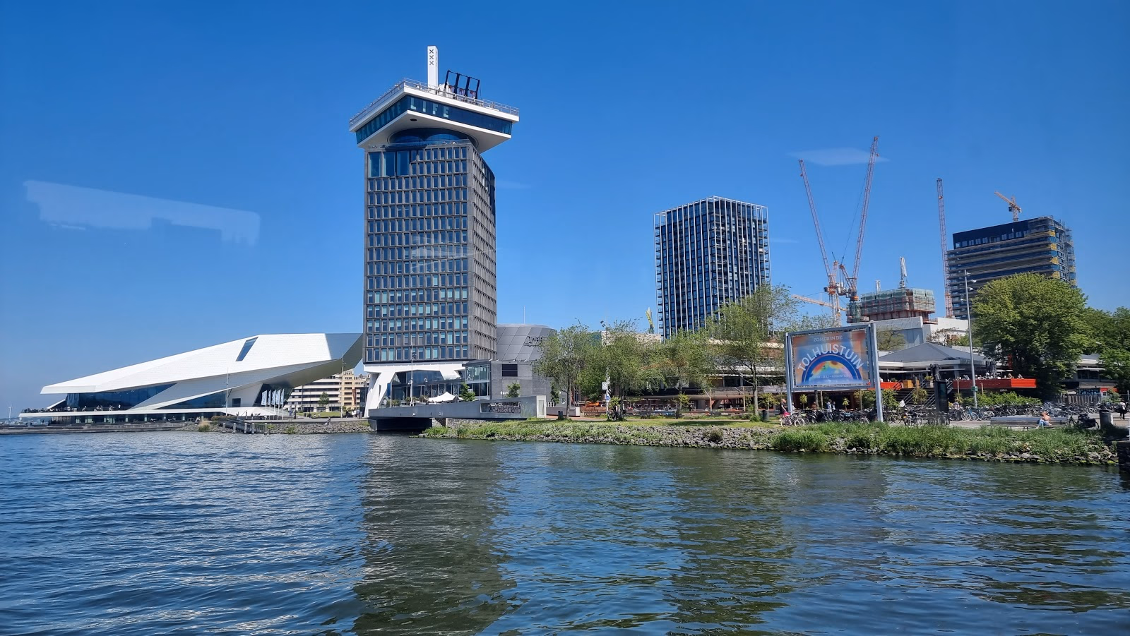 Explore Amsterdam-Noord's Trendy Vibe