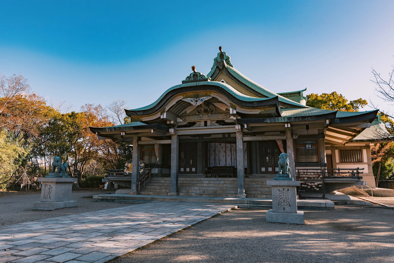 Visit Hokoku Shrine: A Spiritual Sanctuary