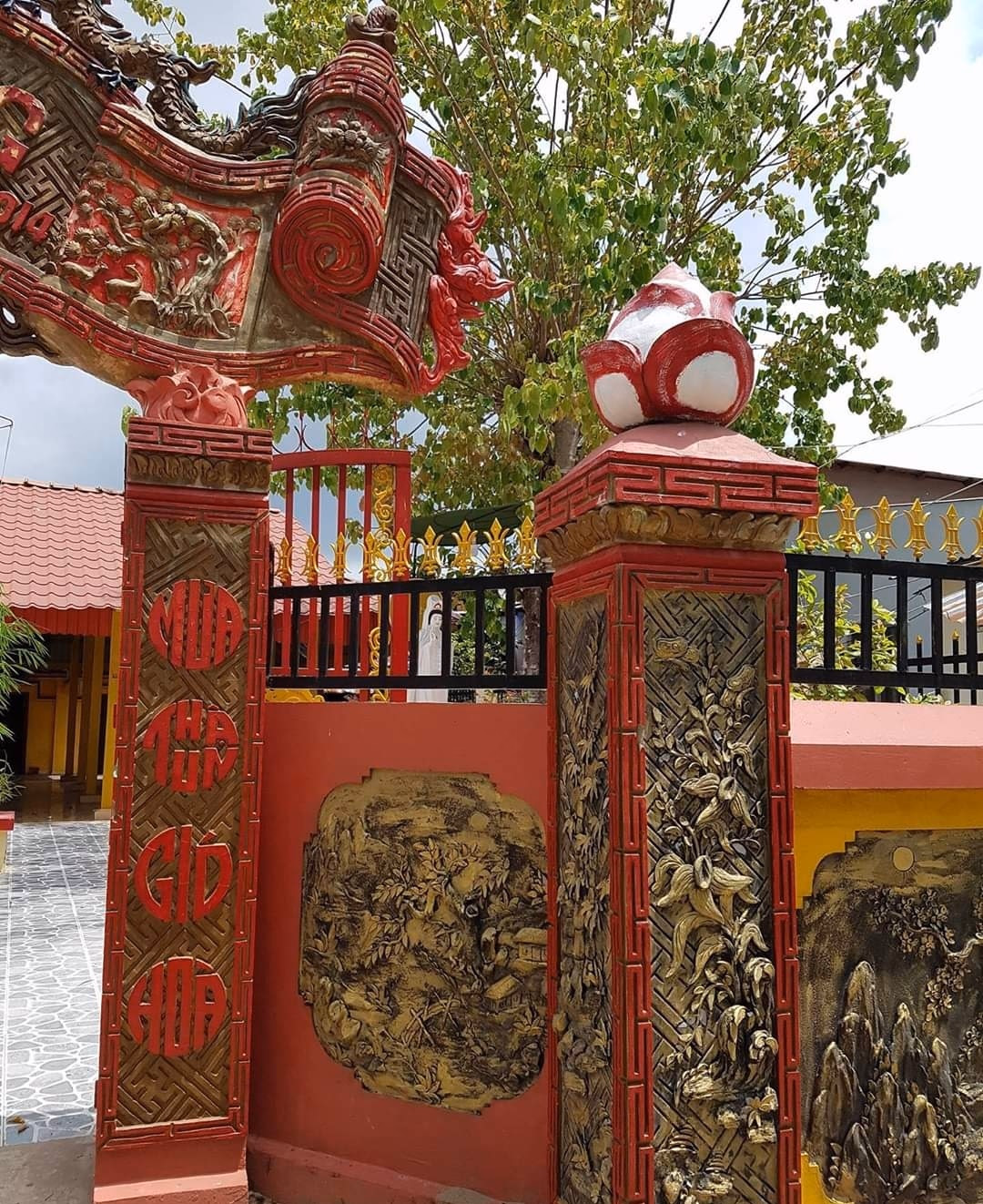 Find Serenity at the Ong Temple
