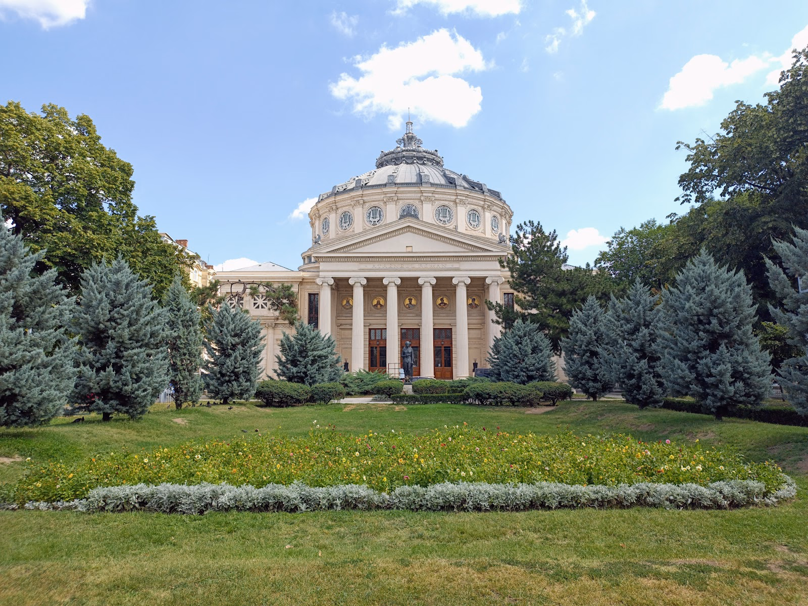 Experience the Majesty of the Romanian Athenaeum