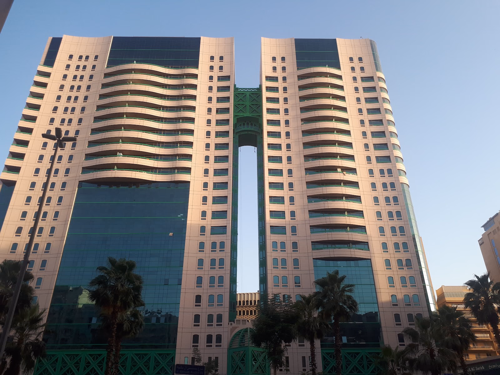 Explore Dubai's Exotic Souks