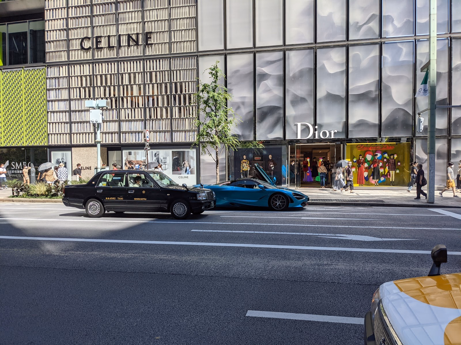 Explore the Ginza Six Department Store