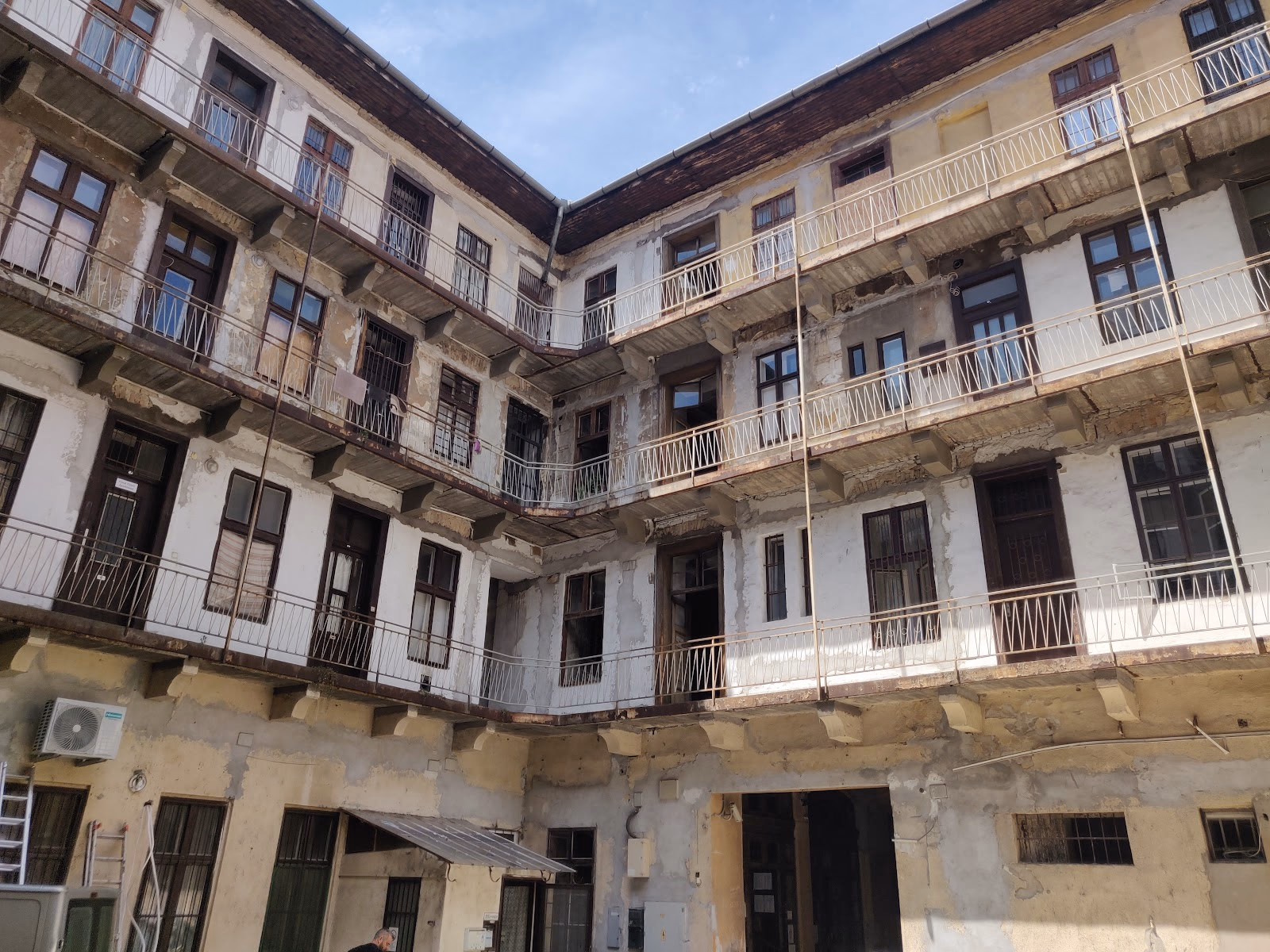 Explore the Jewish Quarter