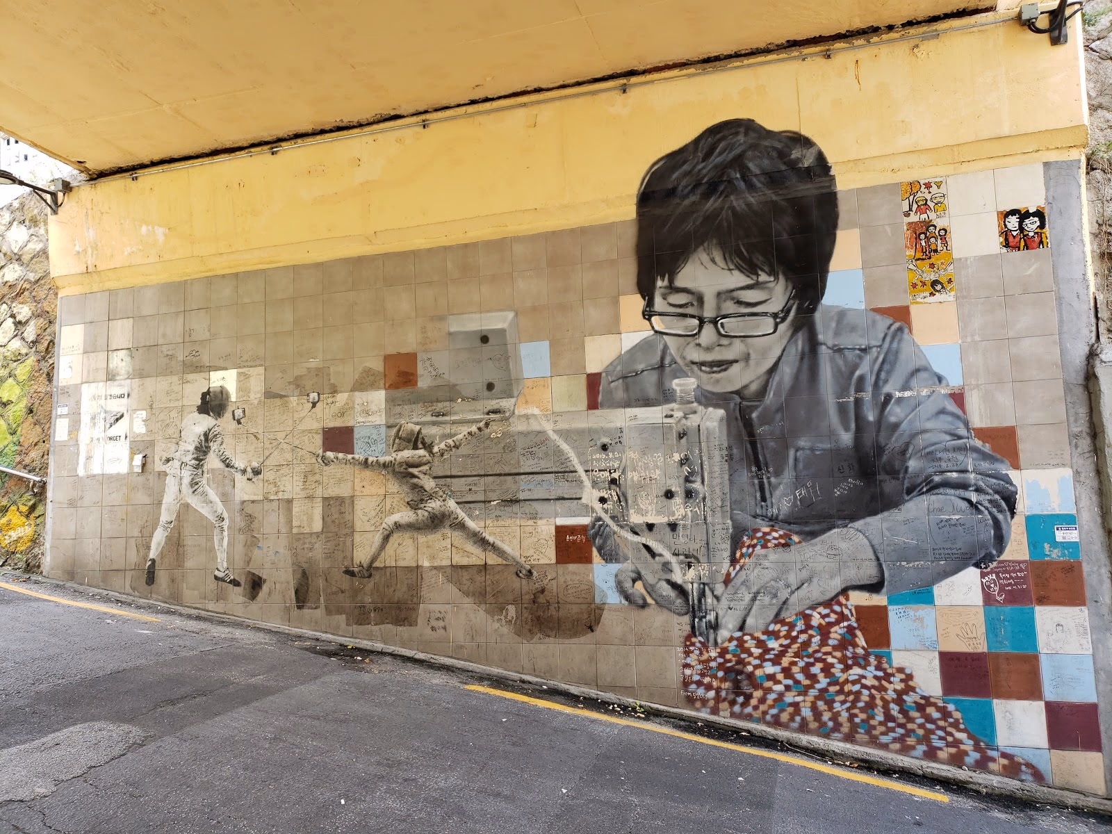 Discover Colorful Street Art in Ihwa Mural Village
