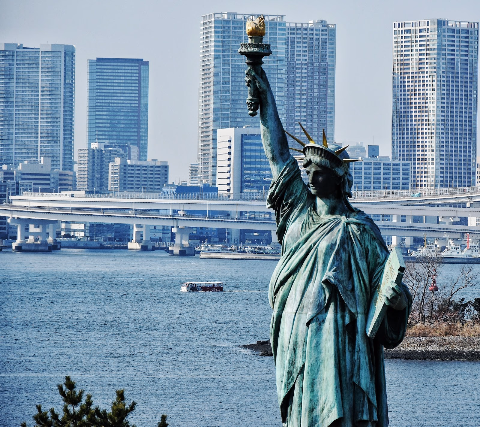 Explore the Futuristic Odaiba District