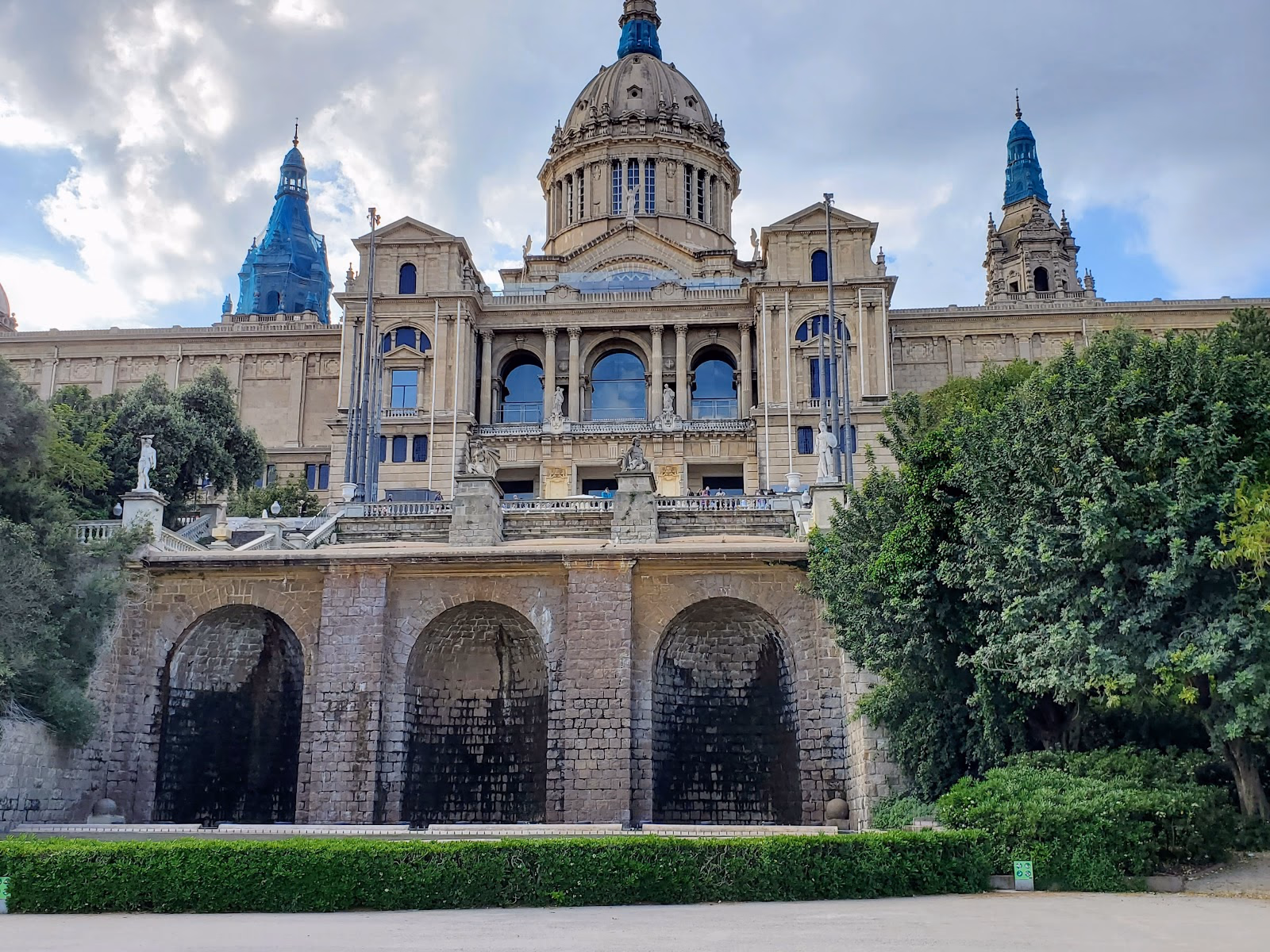 Explore the Palace Built for the 1929 World’s Fair