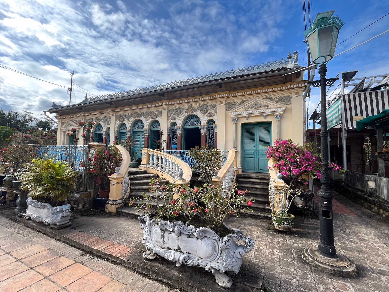 Uncover the History of Binh Thuy Ancient House
