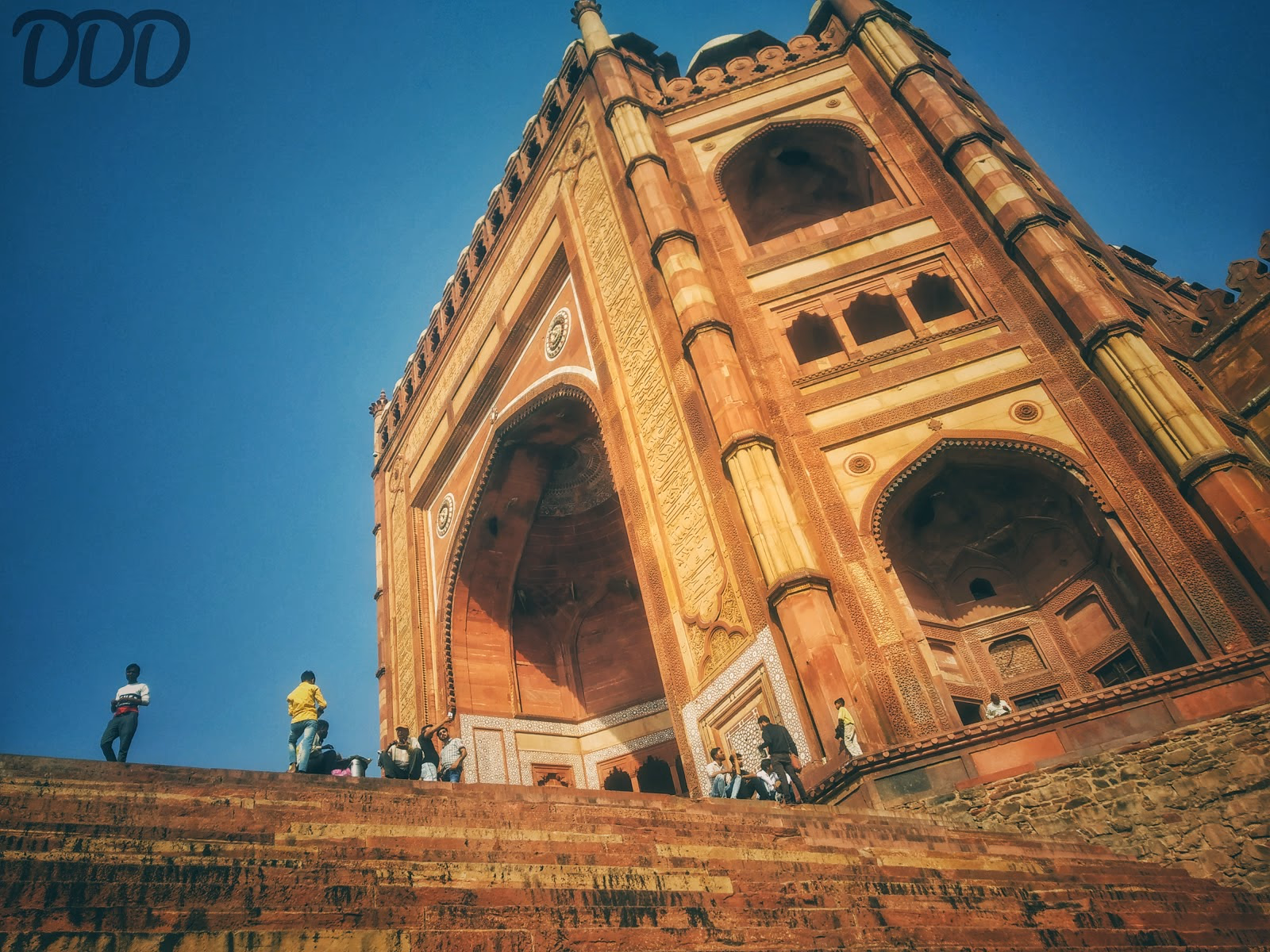 Journey Back in Time at the Abandoned City of Fatehpur Sikri