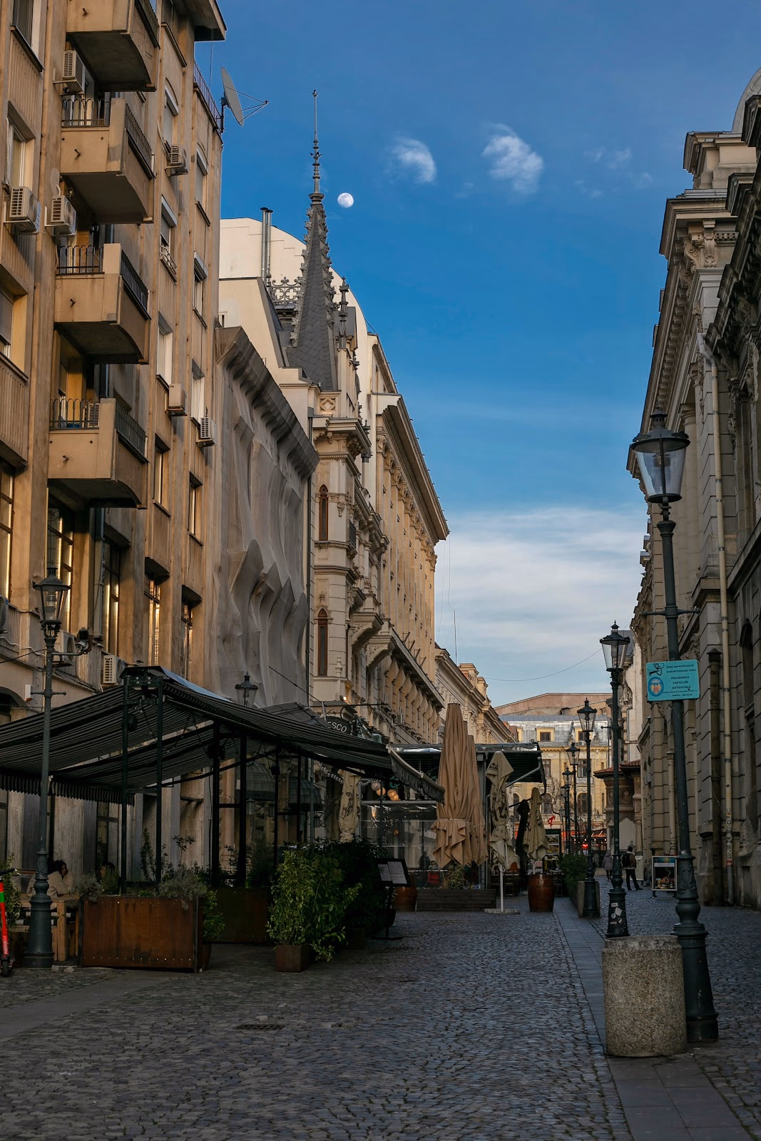 Explore Bucharest's Vibrant Street Art Scene