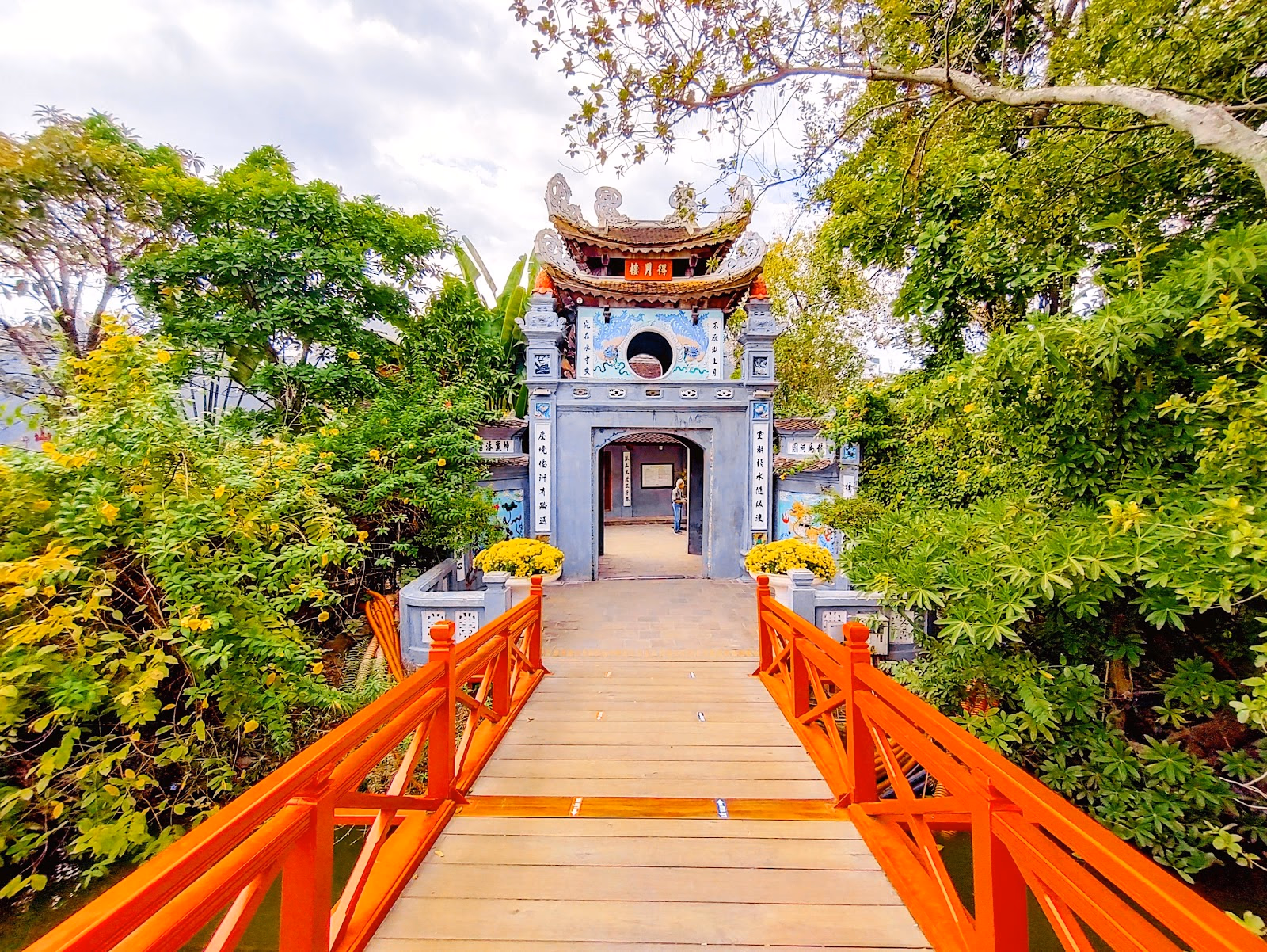 Visit the Beautiful Temple on the Island in the Middle of Hoan Kiem Lake
