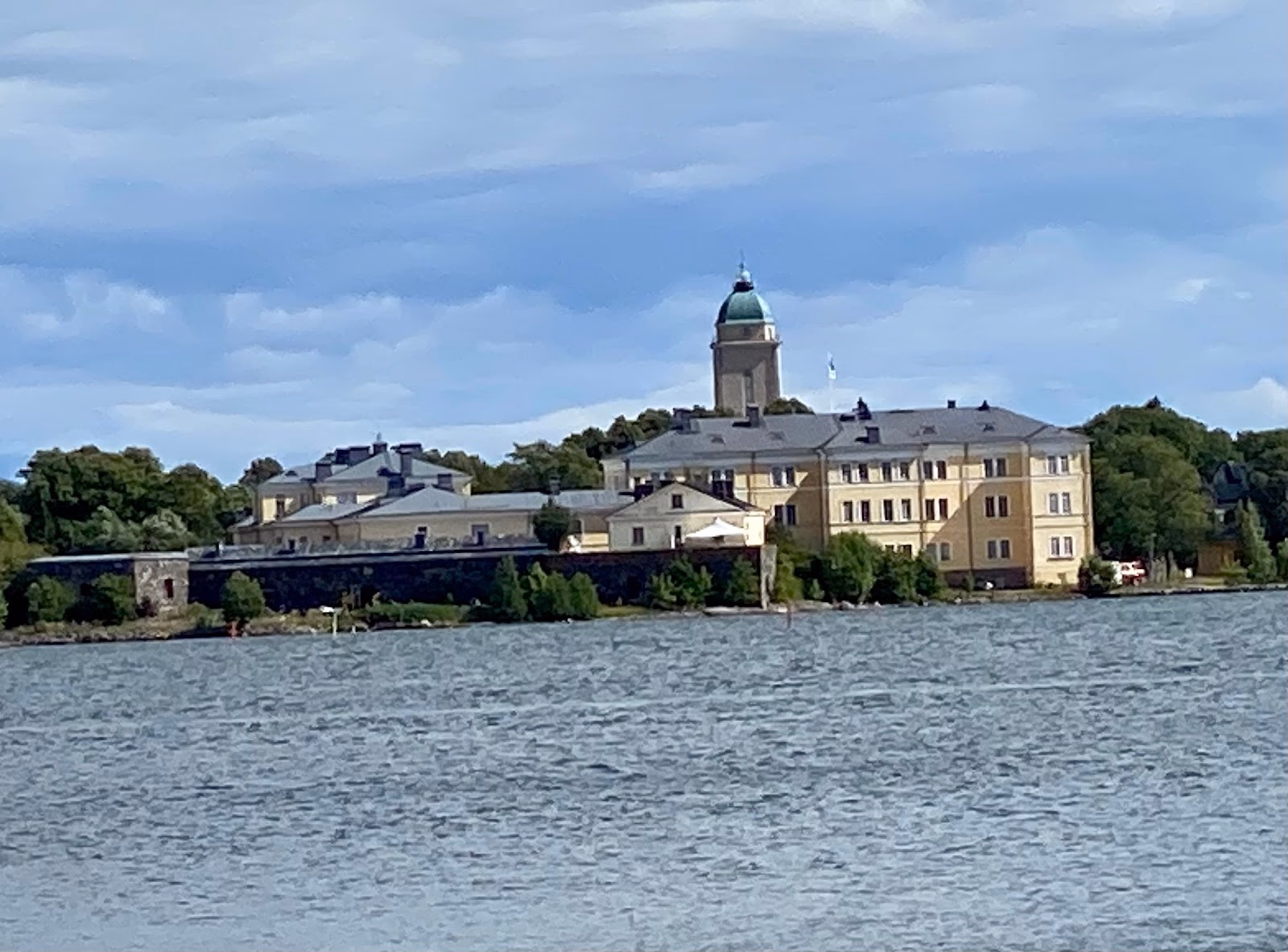 A Journey to Suomenlinna Sea Fortress: A Step Back in Time