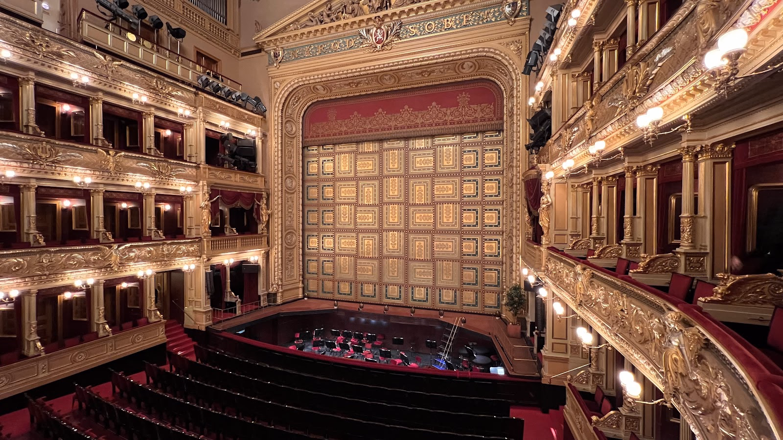 Experience World-Class Performances