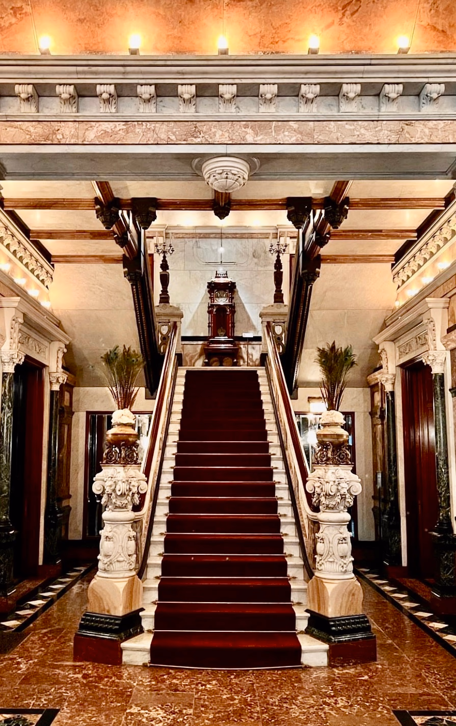 Explore Chicago's Architectural Heritage