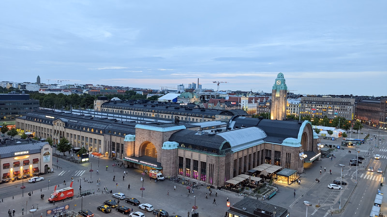 Explore Helsinki's City Center on Foot: A Journey Through Time and Beauty