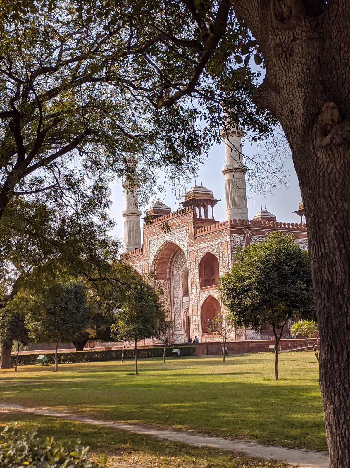 Unveil the Legacy of Emperor Akbar at His Tomb
