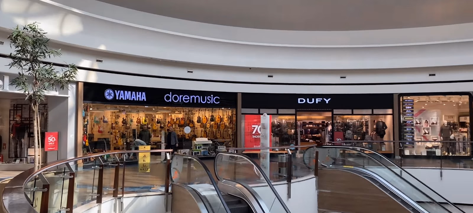 Visit the Istanbul Shopping Center