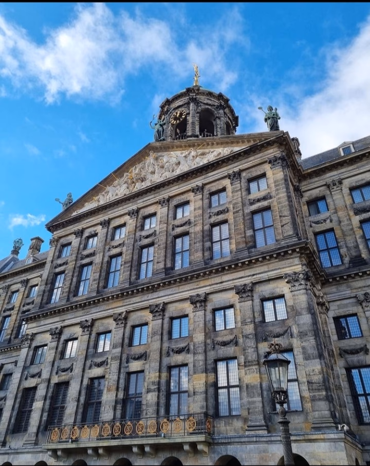 Embrace the Buzz of Dam Square